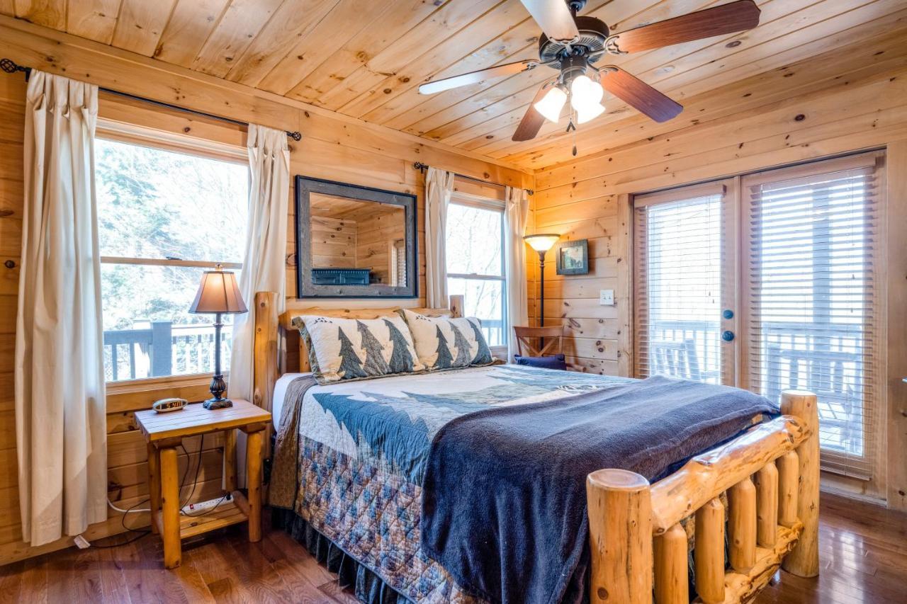 Blue Ridge Bear Bungalow Exterior foto